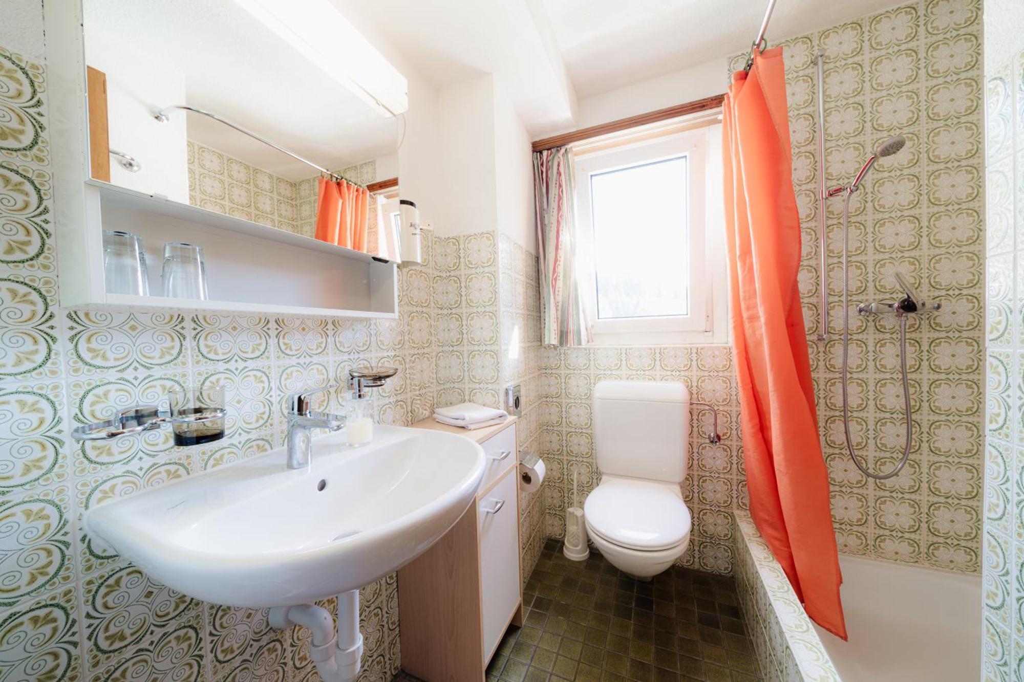 Hotel Old Jnn Klosters Ngoại thất bức ảnh