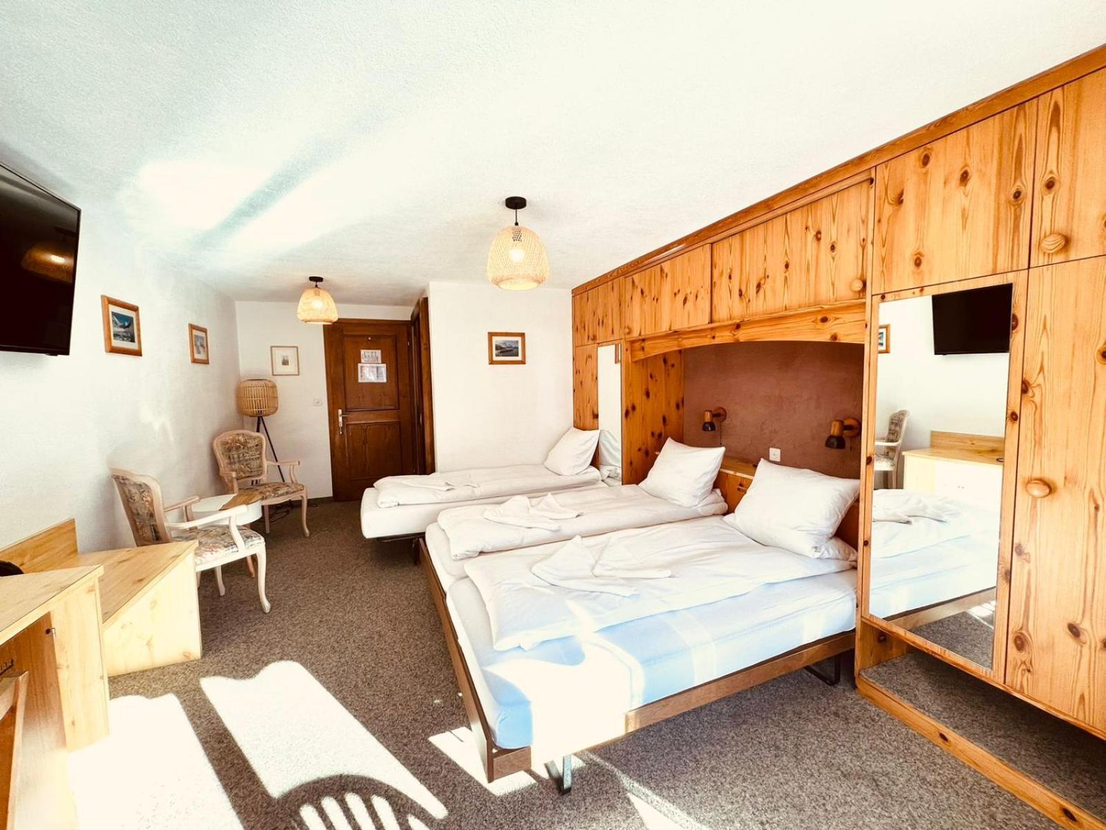 Hotel Old Jnn Klosters Ngoại thất bức ảnh
